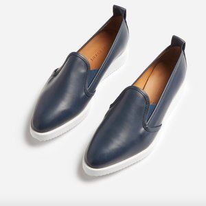 EVERLANE The Leather Street Shoe Slip On Pointy Toe Sneakers Navy Blue
